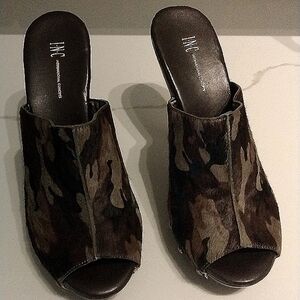 Camo Calf skin mules SZ 7